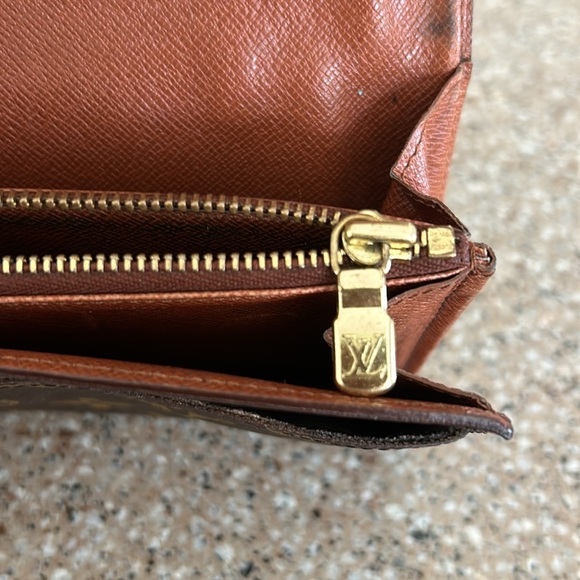 Louis Vuitton vintage Sarah wallet - Picture 13 of 14